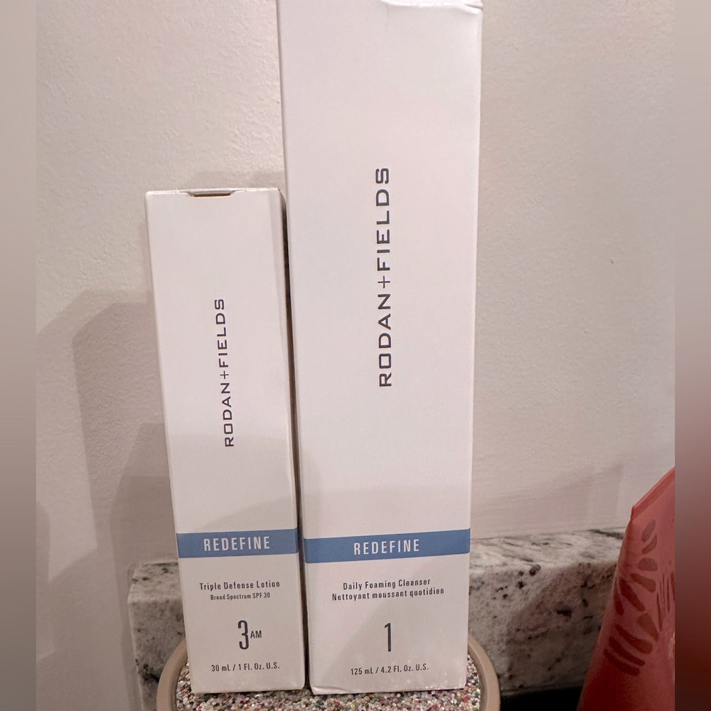 Rodan and Fields cleanser and AM Moisturizer Set
